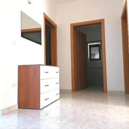 Lina בית נופש *