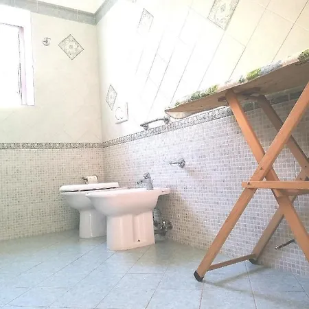 Lina בית נופש